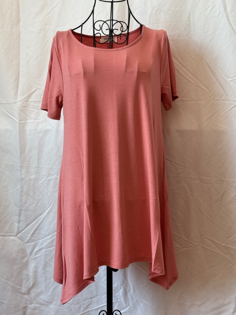 470 - Zenana Outfitters Ash Rose Scoop Neck Tunic